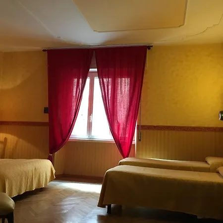 Hotel Trinita Dei Monti Rome