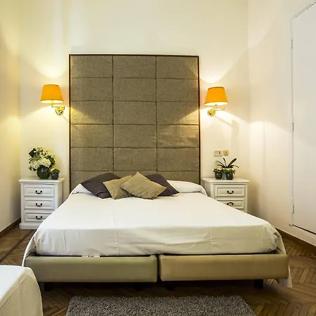 Trinita Dei Monti Hotel Rome