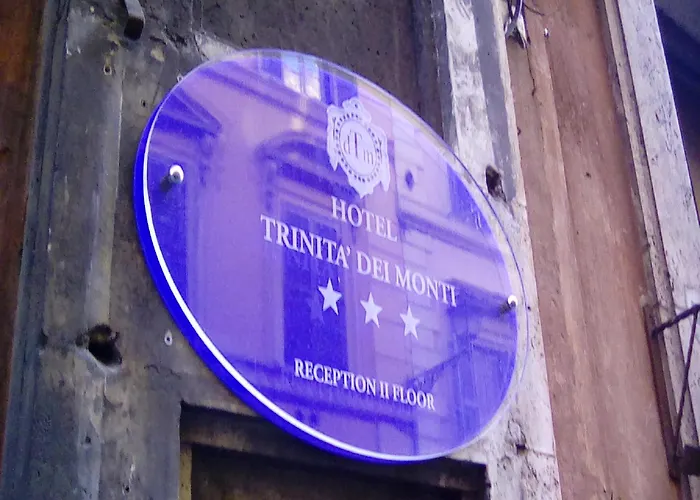 Trinita Dei Monti Hotel