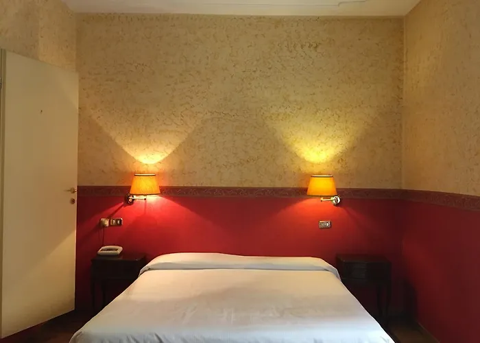 Trinita Dei Monti 3*