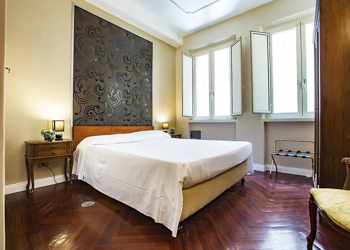 Trinita Dei Monti 3* Rom